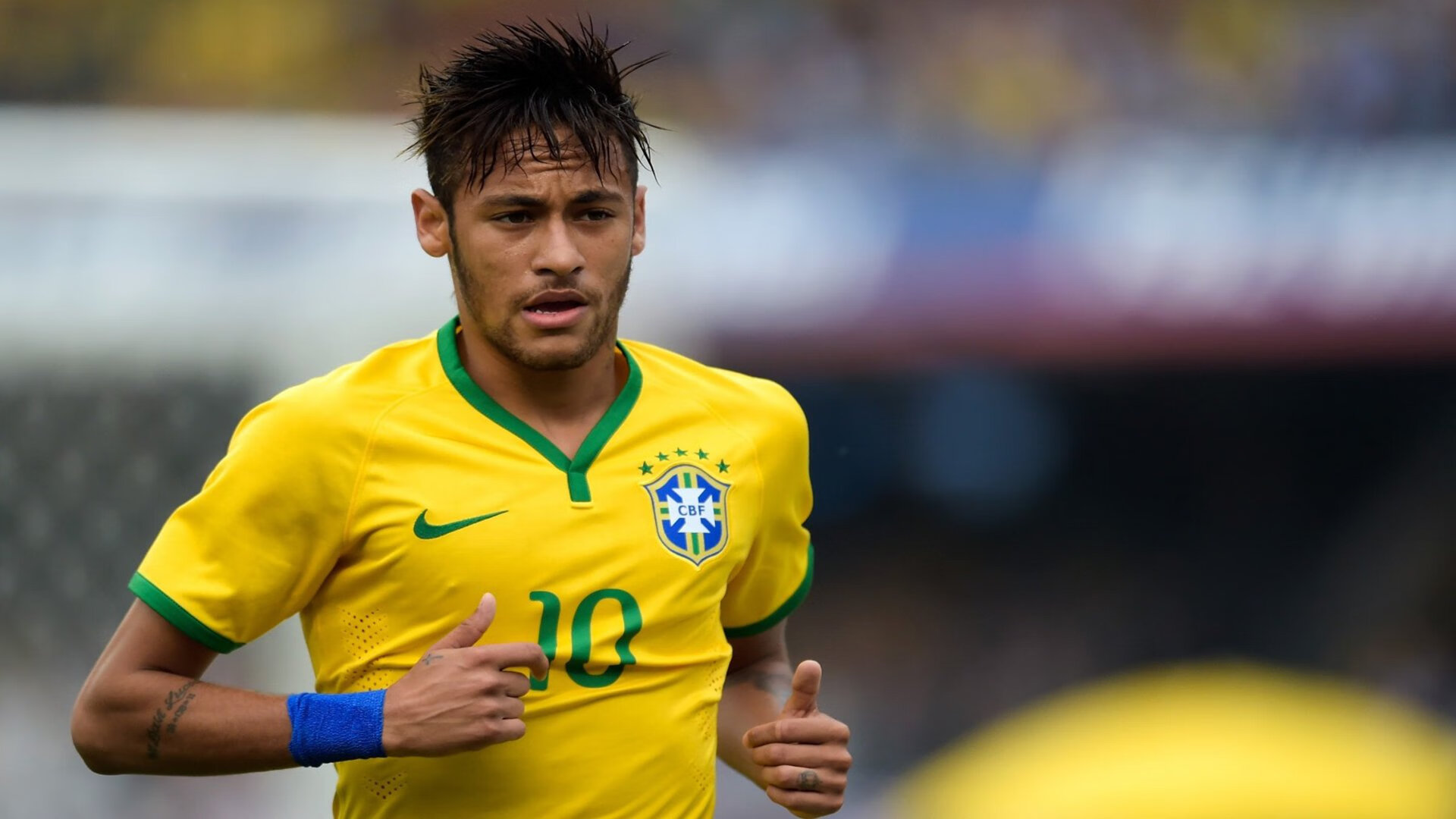 九游（jiuyou.com）游戏-张伟丽复出战引全网关注期待，张伟丽专访视频